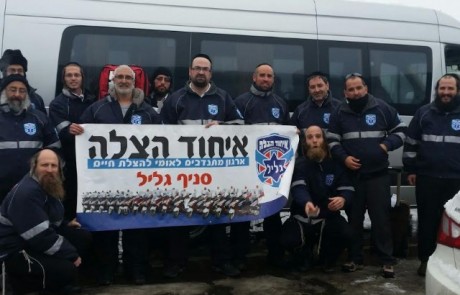 מתנדבי "איחוד הצלה" מהגליל בסיור קברי צדיקים באוקראינה