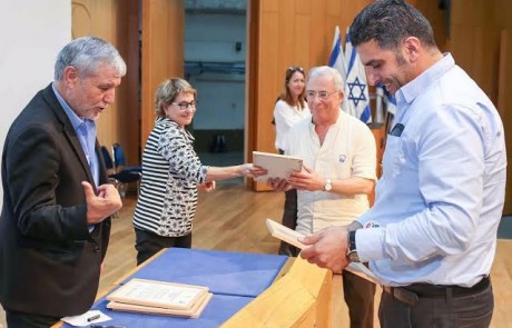 בטקס שנערך בכנסת הוענק אות הוקרה ארצי לצוות השירות לעבודה סוציאלית במרכז הרפואי זיו