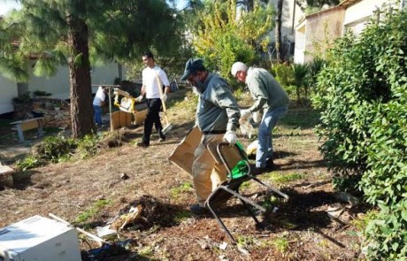 למען הקהילה: עובדי קק"ל שיפצו את חצר ביה"ח הפסיכאטרי בצפת