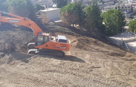 החל פינוי מוקשים בגולן על מנת לאפשר חופש תנועה למטיילים בחופשת הקיץ