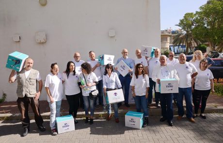 מארזי מזון לחג חולקו לדיירי עמידר הקשישים בצפון