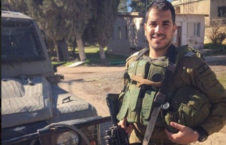 רס"ן עוז ג׳ינו קצין האג״ם החטיבתי בחטיבת החילוץ מציין 3 שנים למשלחת הסיוע בנפאל