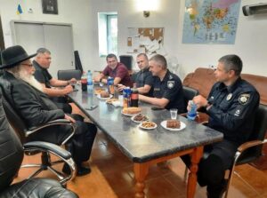פגישה שוטרים באומן