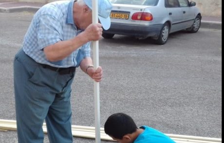 סוכה קהילתית בצפת: תעמוד לרשות הדיירים בדוד אלעזר – יוזמה של עמידר