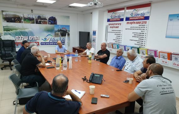 מסיק הזיתים כבר כאן: תאגיד פלג הגליל מתגייס עם גורמי האכיפה למניעת הזרמת השמנים למערכת הביוב